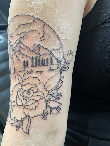 Work by Blackollar Tattoo Company