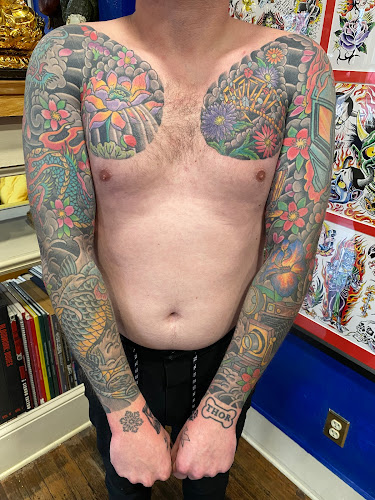 Work by SECRET BASE TATTOO