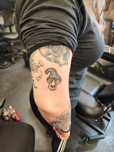 Work by Skin Hooked Tattoo & Body Piercing