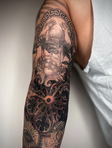 Work by Alchemy Tattoo Ink