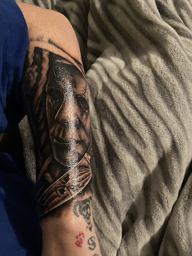 Work by Myrkwood