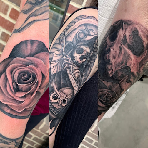 Work by Forever Gallery Tattoo