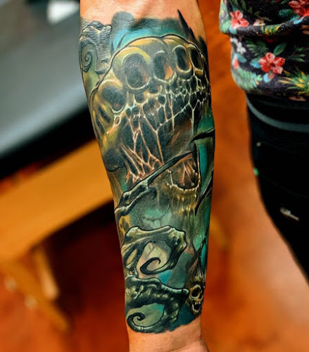 Work by Dragonhide Tattoo Co.