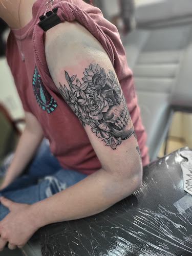 Work by Neece's UniqueINK