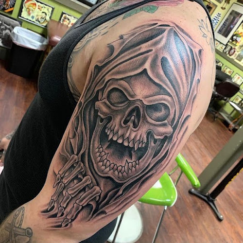 Work by 510 Expert Tattoo Villa Heights