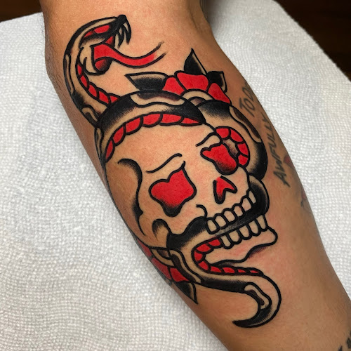 Work by Hold True Tattoo
