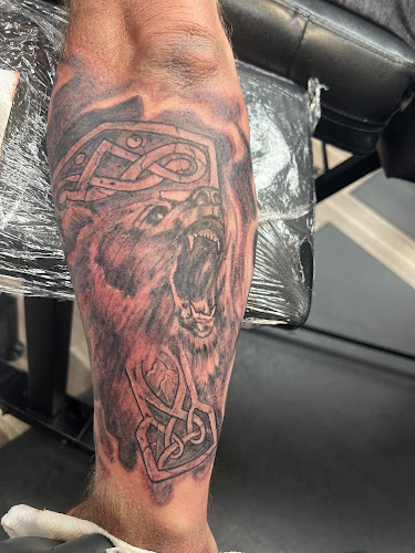 Work by Hollywood Ink Tattoos