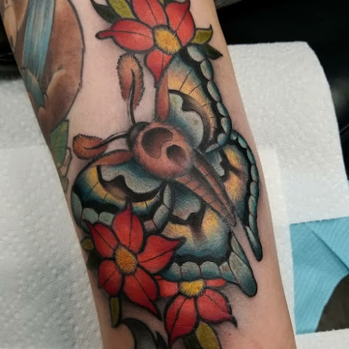 Work by St. Louis Tattoo Company