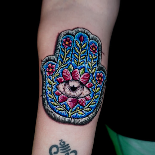 Work by Ar2ta2 Tattoo shop