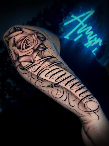 Work by SYMBOLO TATTOO
