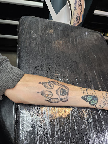 Work by Benchmark Tattoo