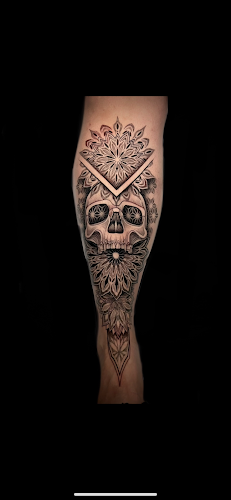Work by Onyx Parlor