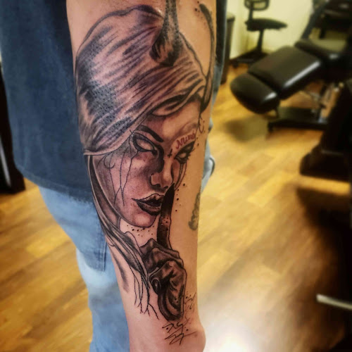 Work by Dead Hamster Tattoo