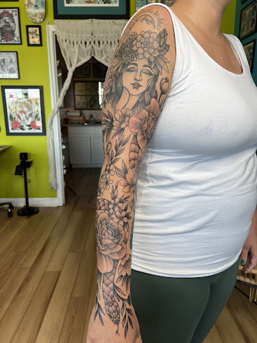 Work by Thundering Shrimp Tattoo