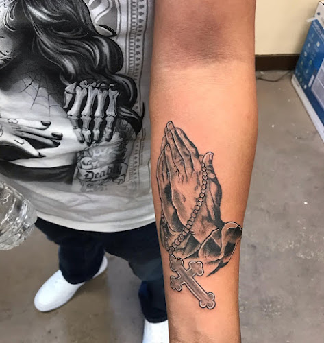 Work by Artistic Ink Findlay