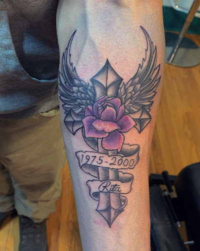 Work by Permawork Tattoo