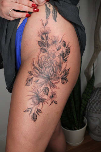 Work by Flora Vida Ink