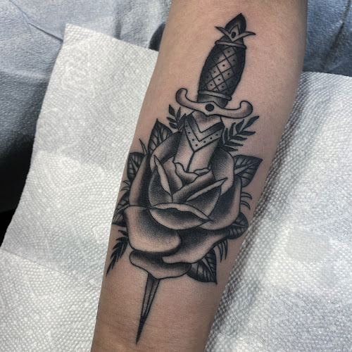Work by 1670 Tattoo