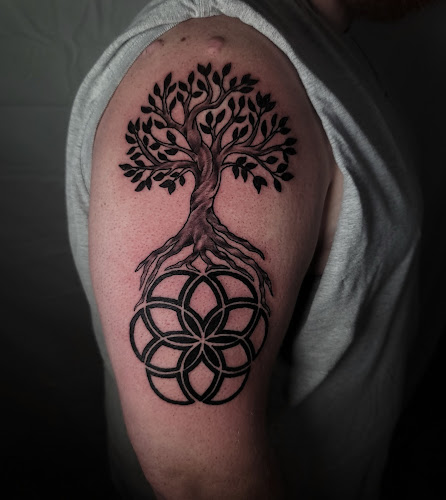 Work by 3 Kings Tattoo and Piercing