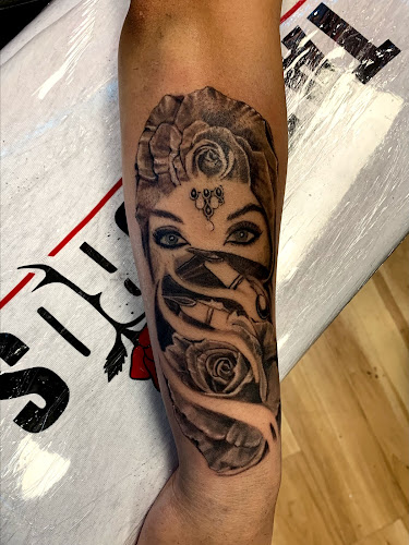 Work by RO'S TATTOO EMPIRE