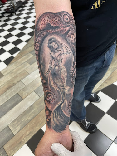 Work by TATTOOS by JOHNY SICKOE