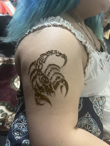 Work by 100% natural henna tattoos