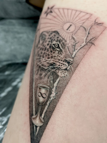 Work by Banana Tattoo