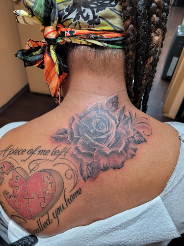 Work by Southside Tattoo and Body pierce