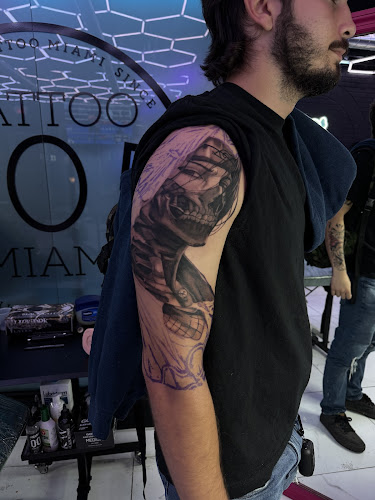 Work by 305TATTOO & BARBERSHOP ๐