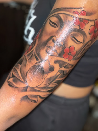 Work by Lavish Lounge Studios