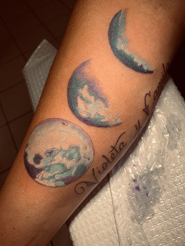 Work by Uprock Midland- Tattoo, Piercings