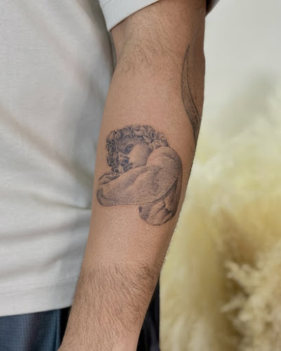 Work by Tattoo4u NYC