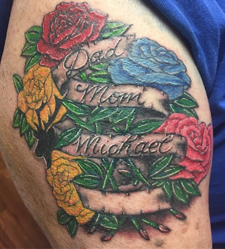 Work by American Art Tattoo est. 1990