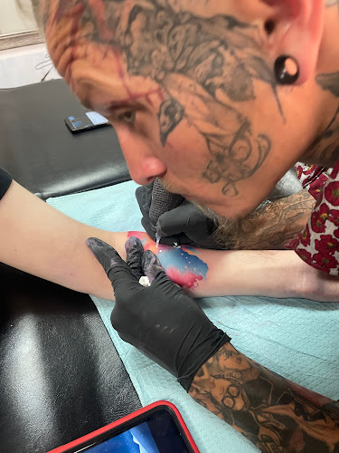 Work by ALL AROUND TATTOO