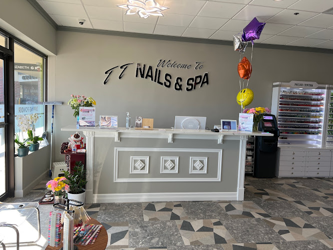 Work by TT Nails & Spa Norwood
