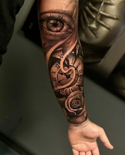 Work by 405 Ink