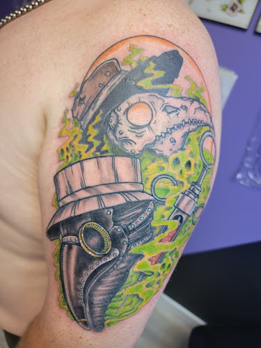 Work by Electric 7 Tattoo