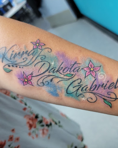 Work by Golden Ink Tattoo