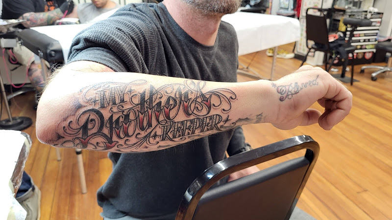 Work by Planet New York Tattoo