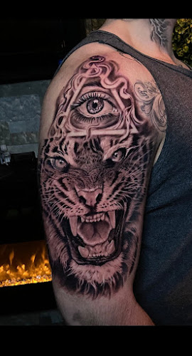 Work by Xclusive Ink II