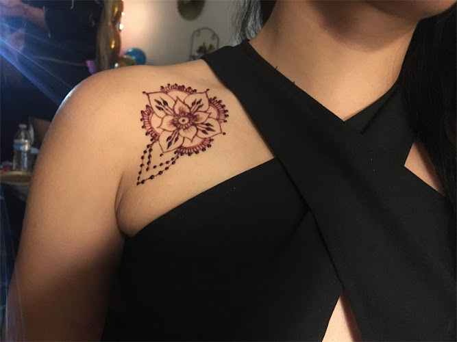 Work by Hollywood Henna