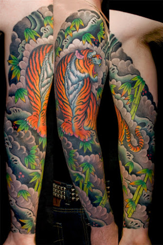 Work by Slave To the Needle Tattoo