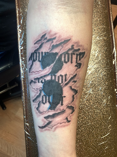 Work by Bombshell Ink