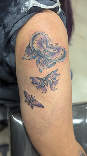 Work by Santa Susana Tattoo