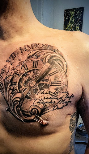 Work by Modern Electric Tattoo