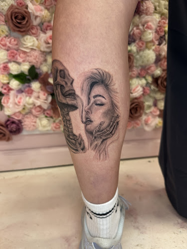 Work by Vanitas Beauty