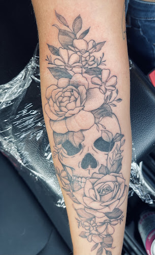 Work by Neon Tiger Tattoo
