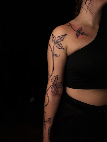 Work by Michigan Ave Tattoo & Piercing