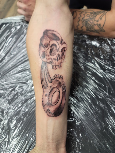 Work by Hustle House Tattoo & Piercing